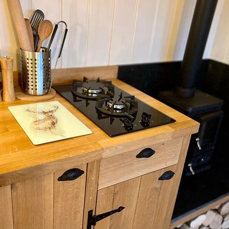 The Deer Hut Apartamento Burpham Exterior foto